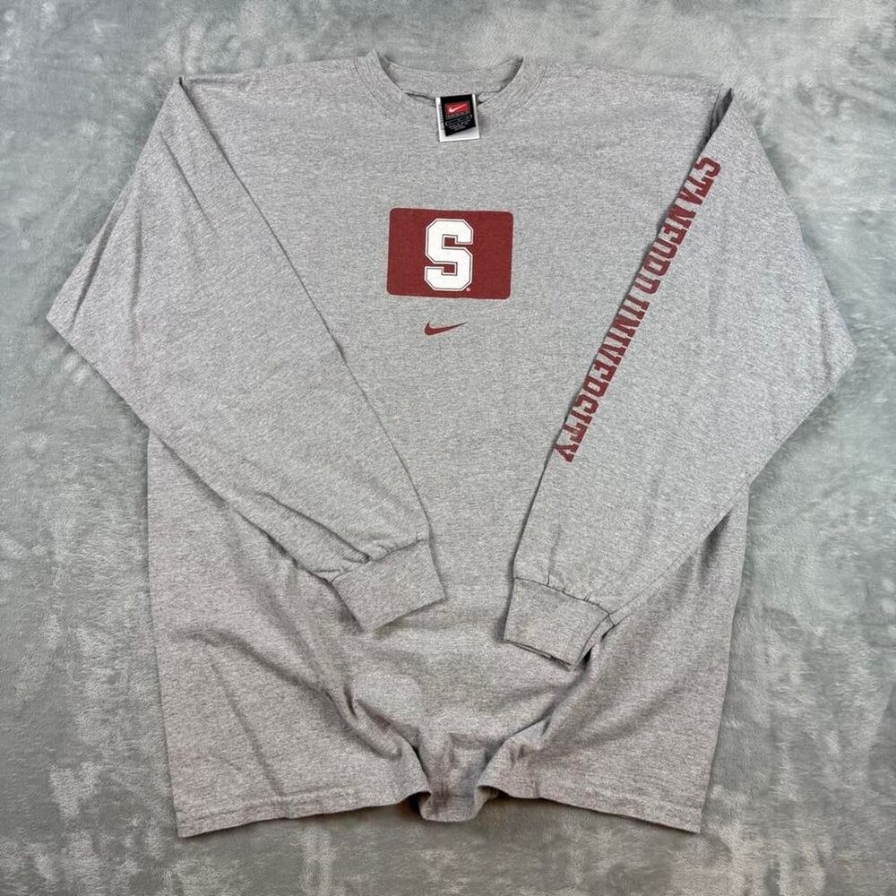 Nike Men's Grey T-shirt